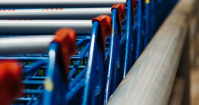 Consumentenvertrouwen herstelt licht in juli