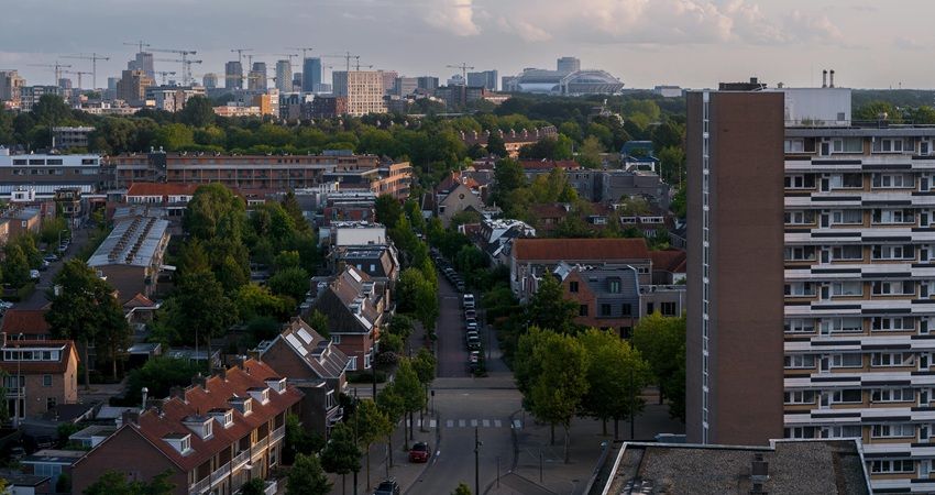 NVM ziet woningmarkt afkoelen: Meer aanbod, maar vraag blijft achter