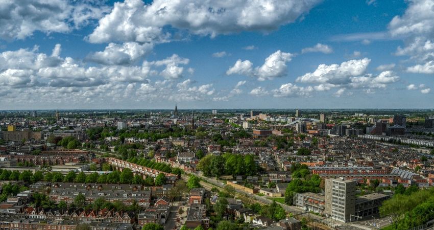 De Jonge tekent twee woondeals in provincie Groningen: 28.500 woningen