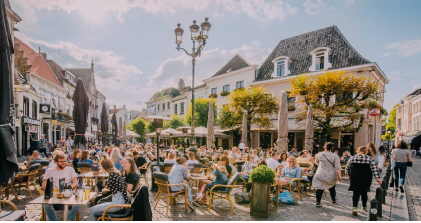 Propina koopt twee horecapanden aan Havermarkt in Breda