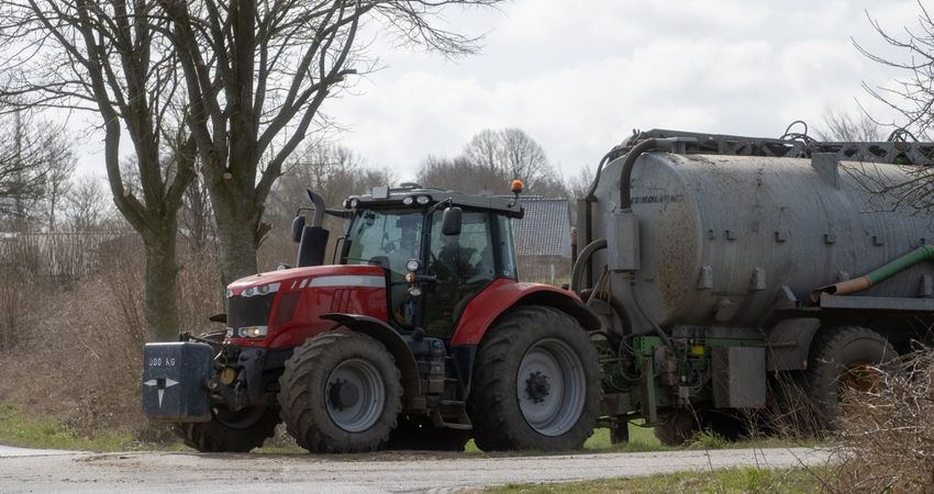 Ambtenaren: Ook met volledige uitvoering stikstofbeleid gaat Nederland niet van het slot af