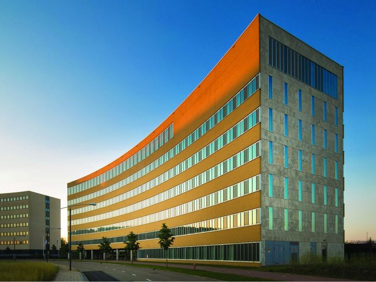 Radcon B.V. huurt ca. 315 m² kantoor aan Meander 901