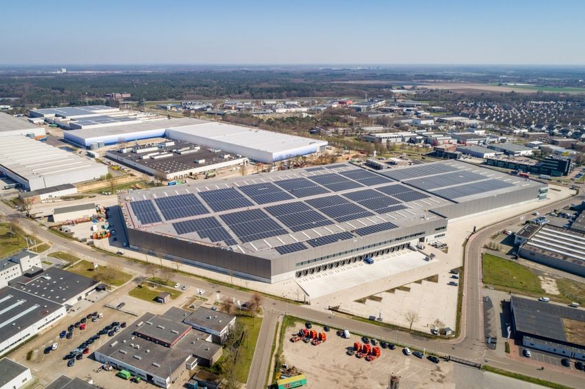 DHG VERHUURT NOGMAALS 45.000 M2 OP SMARTLOG VENRAY AAN CLIPPER