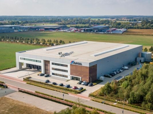 Cabot verhuurt warenhuis in Hapert