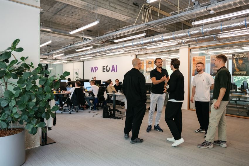 Temporary Palaces transformeert 6.500 m² in voormalige kantoor rechtbank tot levendige werkplek