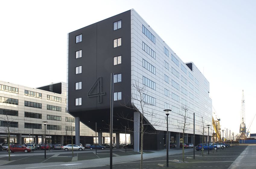 DHG VERHUURT 1.100 m² KANTOORRUIMTE IN ROTTERDAM & SCHIEDAM