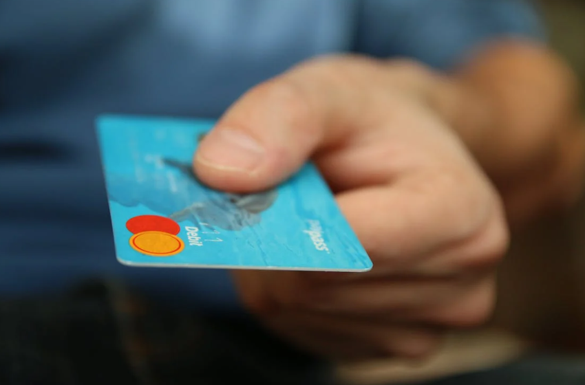 Brandstof voor succes: hoe een tankpas je vastgoedreizen optimaliseert