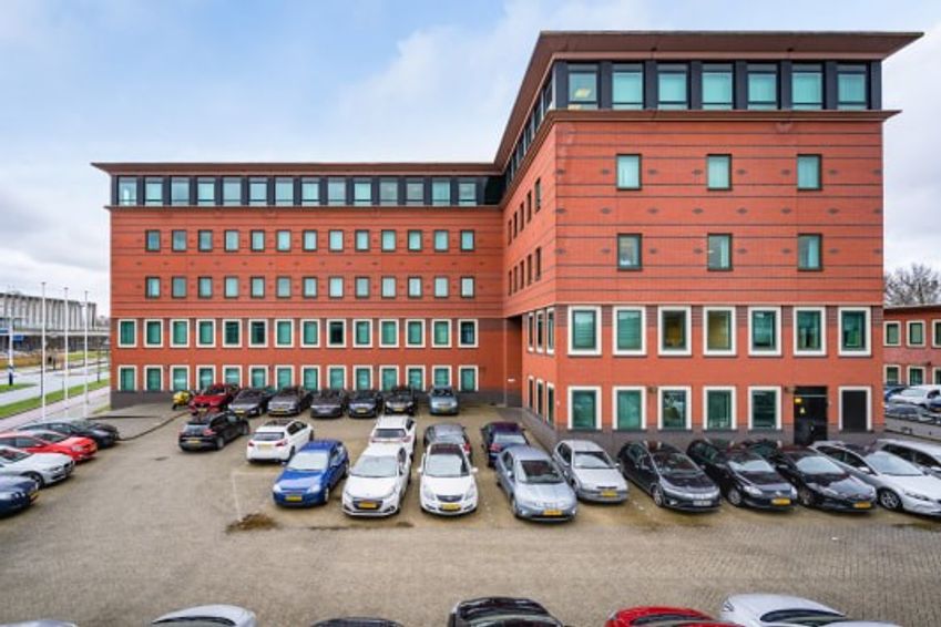 Arkensteen koopt gebouw in Hoogvliet voor herontwikkeling