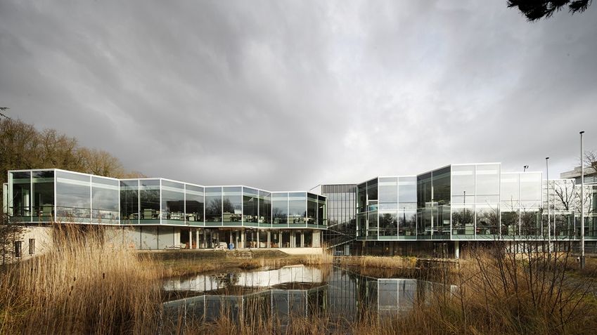 CORUM neemt hoofdkantoor Royal HaskoningDHV in Amersfoort over van Wisdom B.V.